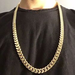 Gold Chain Cuban Necklace 30in 10mm