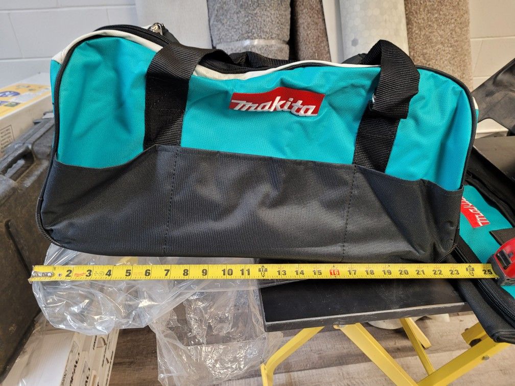 Makita 22 Inch Tool Bag