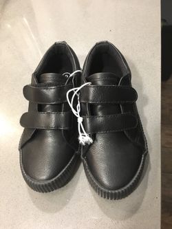 Cat & Jack toddler double strap shoes size 9