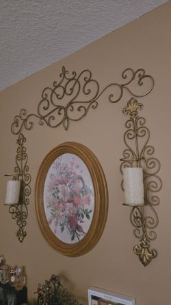 Metal wall decor with frame
