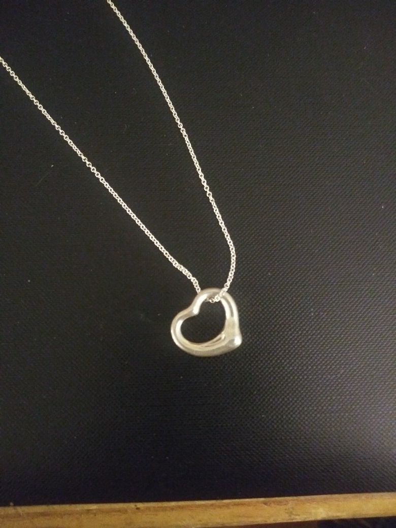 Tiffany & Co Silver Pendant 16in Chain Necklace