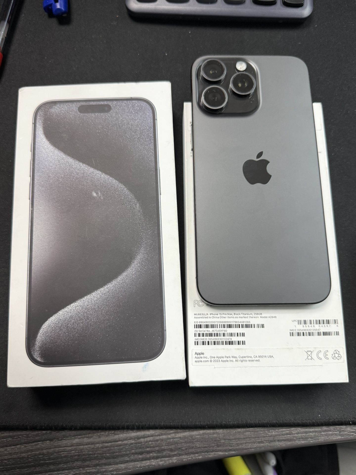 iPhone 15 Pro Max AT&T