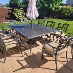 Huge Good Quality Outdoor Table A Chairs (10)