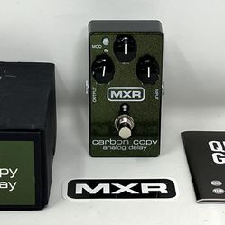 Dunlop MXR M169 Carbon Copy Analog Delay Effect Pedal