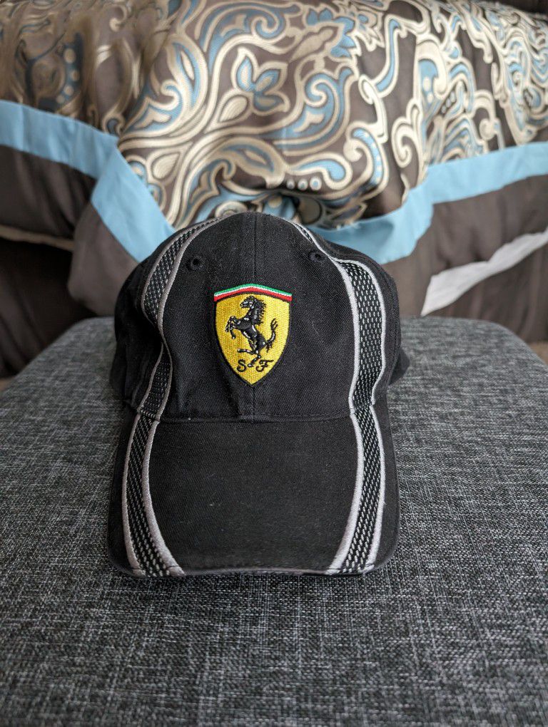 Ferrari Cap 