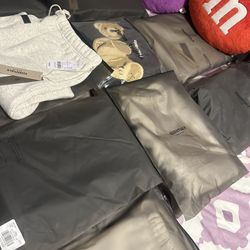 Essentials Hoodie/Shorts