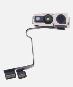 Apple iPhone 16 Pro Max Front Camera X 2