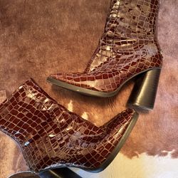 L'INTERVALLE  Authentic Leather Boots