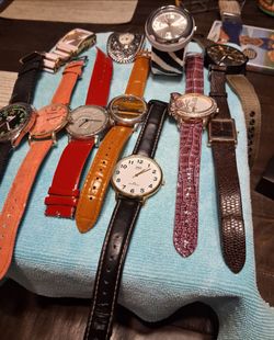 Mixed Lot of Assorted Wristwatches. For Parts or Repair 0