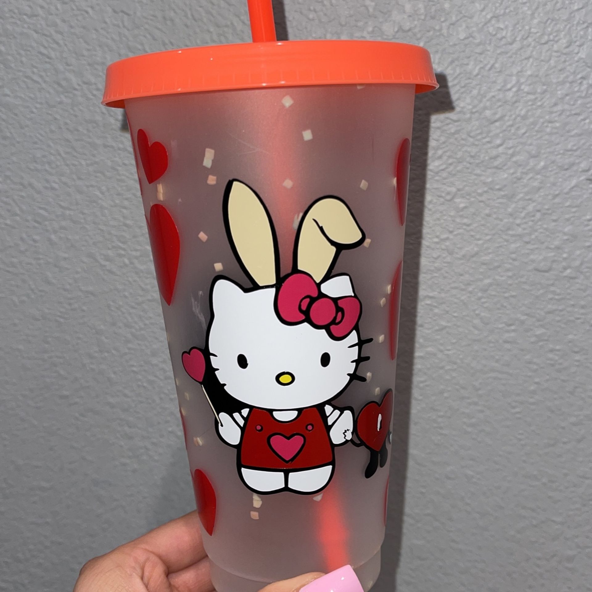unbranded, Dining, Hello Kitty Bad Bunny Straw Topper