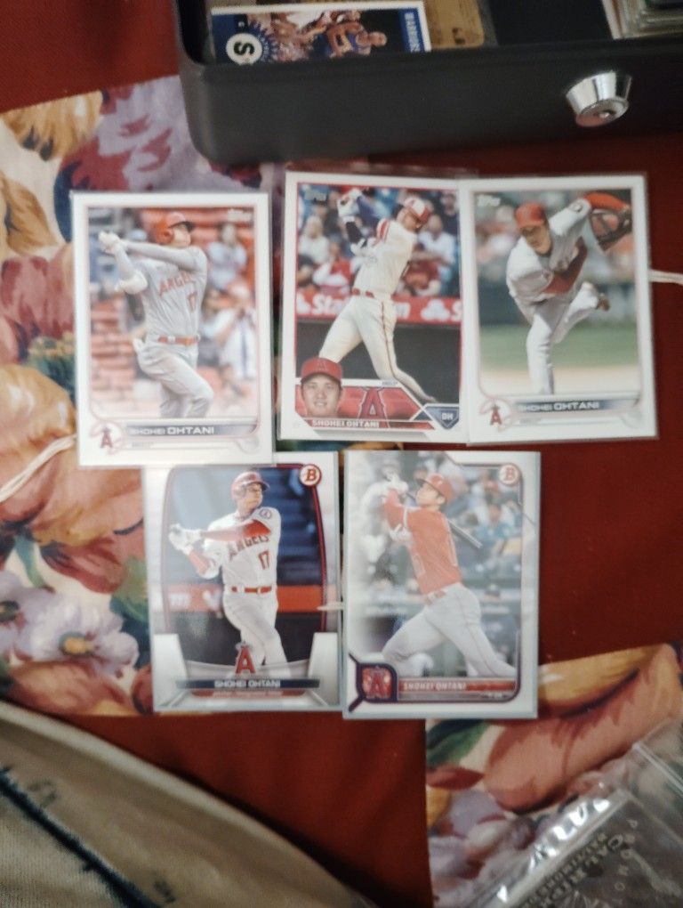 TOPPS  SHOHEI OHTANI , BASBALL cards 2024 2025