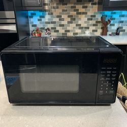 Microwave Used Like New $50!