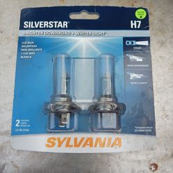 Sylvania SilverStar Headlights H7 Wider Light