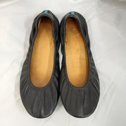Tieks Matte Black Flats size: US: 7

