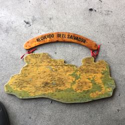 Recuerdo De  EL SALVADOR De Madera 