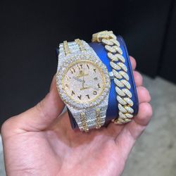 Flash AP Bundle Deal  💰 Price : Only $999 TODAY ✅ AP Box And Papers Included 💎 VVS D-Color Moissanite Stones ⛔️ Does Not Fade Or Tarnish 