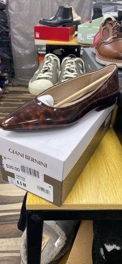 Giani Bernini Tortoise Shell Flats