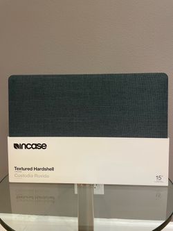 15” MacBook Pro Textured Hardshell Laptop Cover