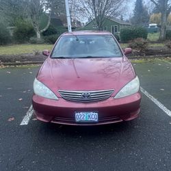 2005 Toyota Camry LE
