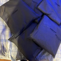ESSENTIALS FEAR OF GOD