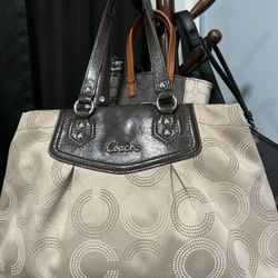 Nice Shoulder Bag Coach 
