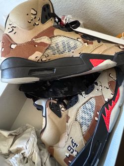 Supreme X NIKE Air Jordan 5 Camo