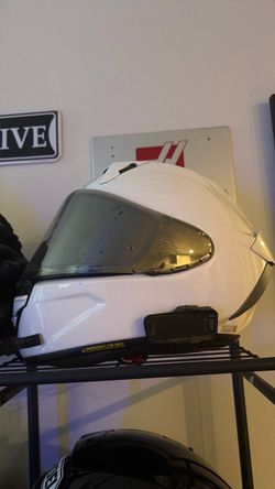 White Full-Face Motorcycle Helmet with Bluetooth