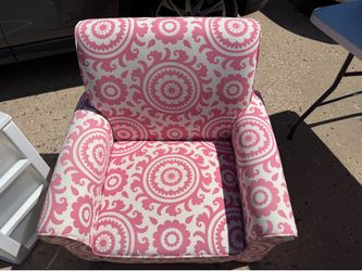 Pink Lounge Chair