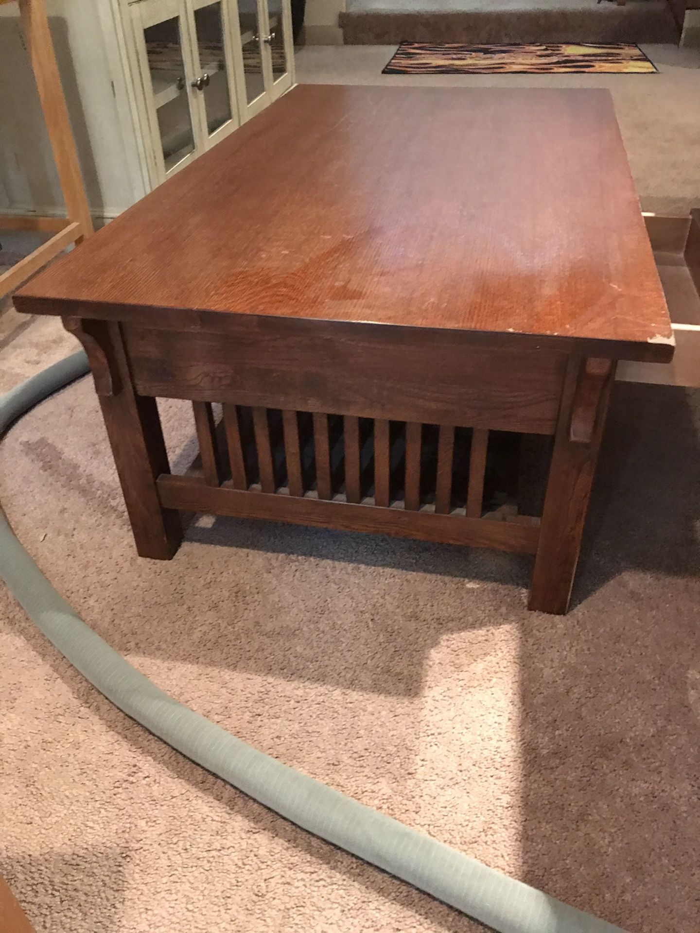 Coffee table with (2) side tables