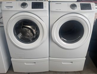 Samsung~📢📢🔥Amazing Front Load Washer and Dryer Gas Set with pedestal in excellent condition