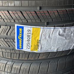 235/40/19 Goodyear Eagle Touring