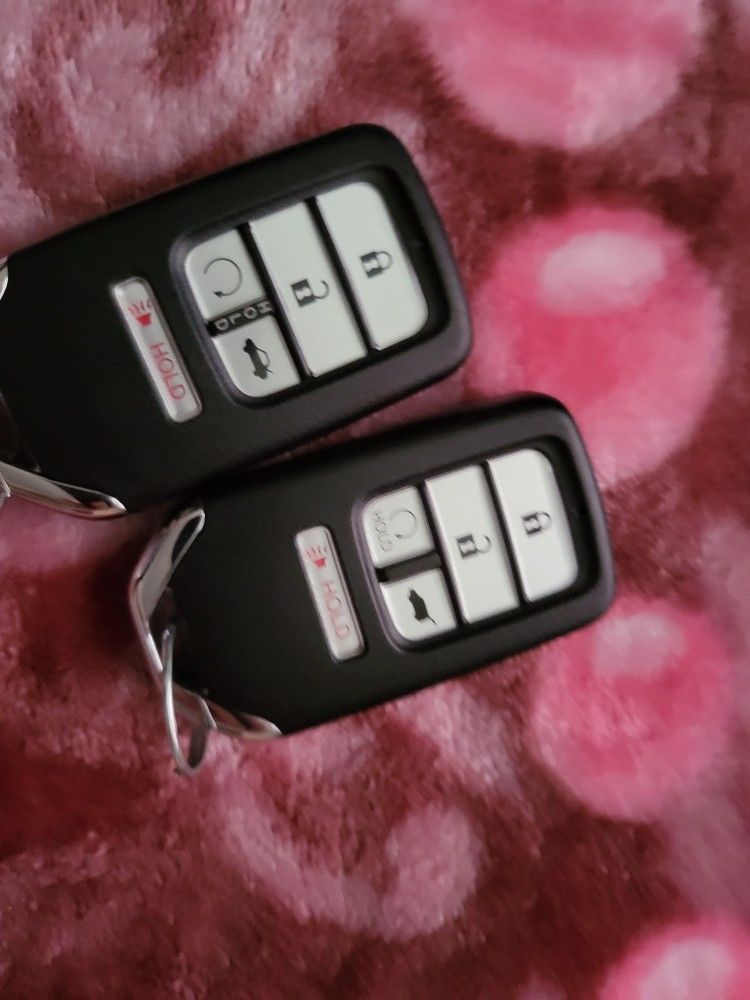 Vehicle Keys And Key Fobs