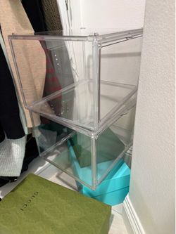 Acrylic Box for Figures, Tool-free Assembly,Stackable,Magnetic Door, Dustproof Protection,thicken plastic，Clear 360° View