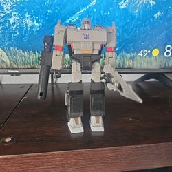 Transformers Siege K.O Megatron