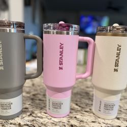 40oz Stanley  Flip Straw Tumbler 