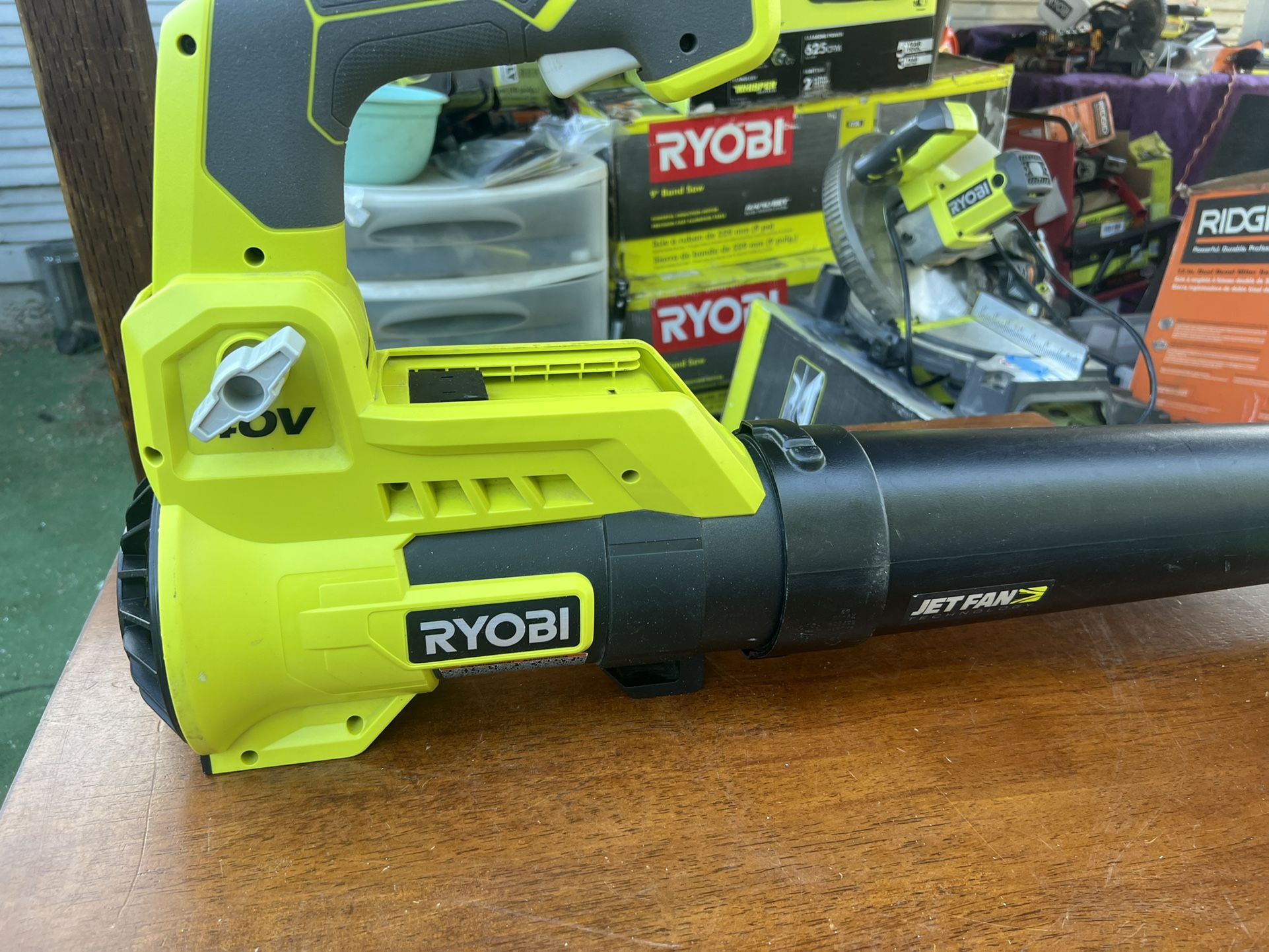 RYOBI 40V 110 MPH 525 CFM Cordless Battery Variable-Speed Jet Fan Leaf Blower (Tool Only)