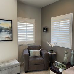 Brown armchair - Comfortable and stylish