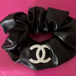 Designer Hair Accessories 🎁