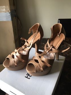 HIGH HEELS