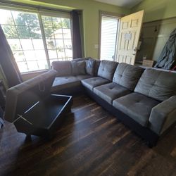 Sectional Couch 