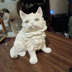CROWN ROYAL PORCELAIN CAT FIGURINE  6"