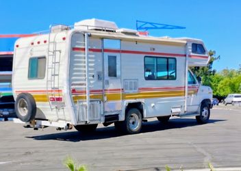 1978 Ford Coachman chateau special