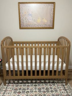 DaVinci Beau 3-in-1 Convertible Crib + Graco Mattress