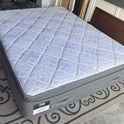 Sealy Queen Size Mattress