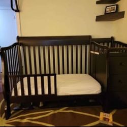 Princeton 4-in1 Coverable Crib And Changer with Mattress