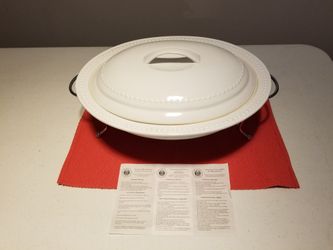 Processional grade baking /chafing dish w/stand