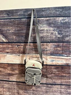 Jordan side bag