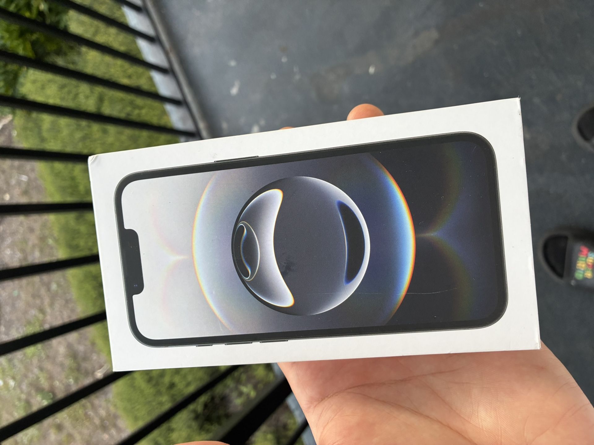 iPhone 16e Boost Mobile 