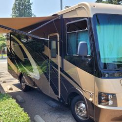 2017 Coachmen Pursuit 30FW