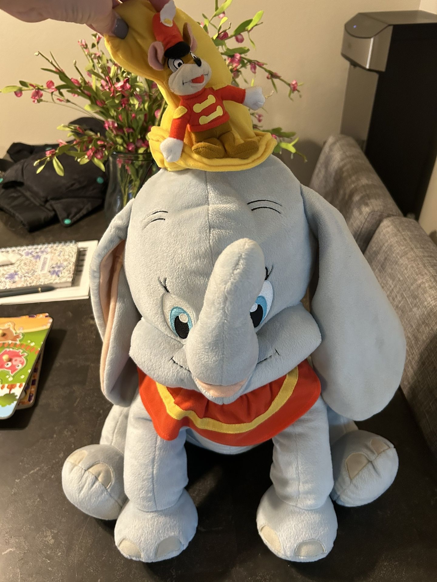 Large Dumbo